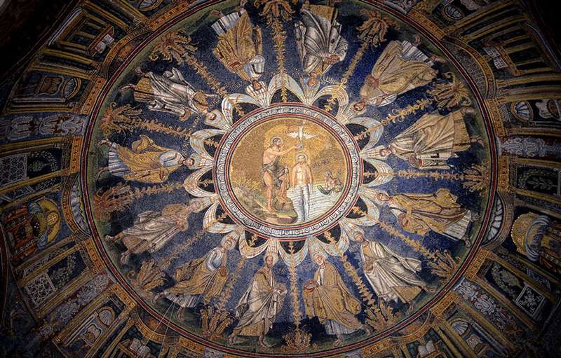 Introducing Ravenna through art and mosaics - battistero neoniano