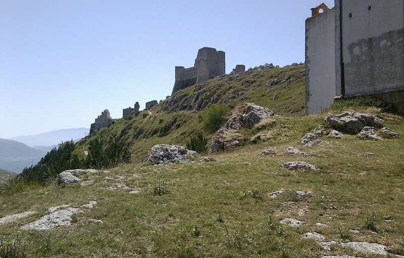 Rocca Calascio: The emotions of a medieval landscape in Abruzzo - rocca calascio
