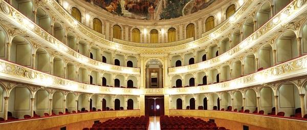 La province de Rieti, un voyage à travers la nature et la culture - TeatroFlavioVespasiano